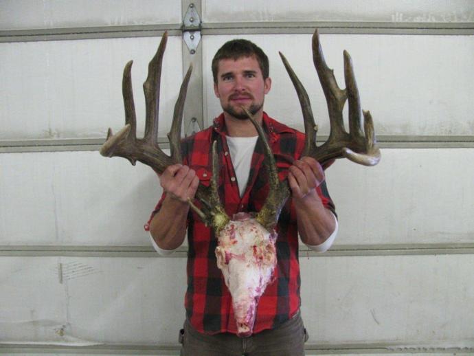 Whitetail Hunts Photo